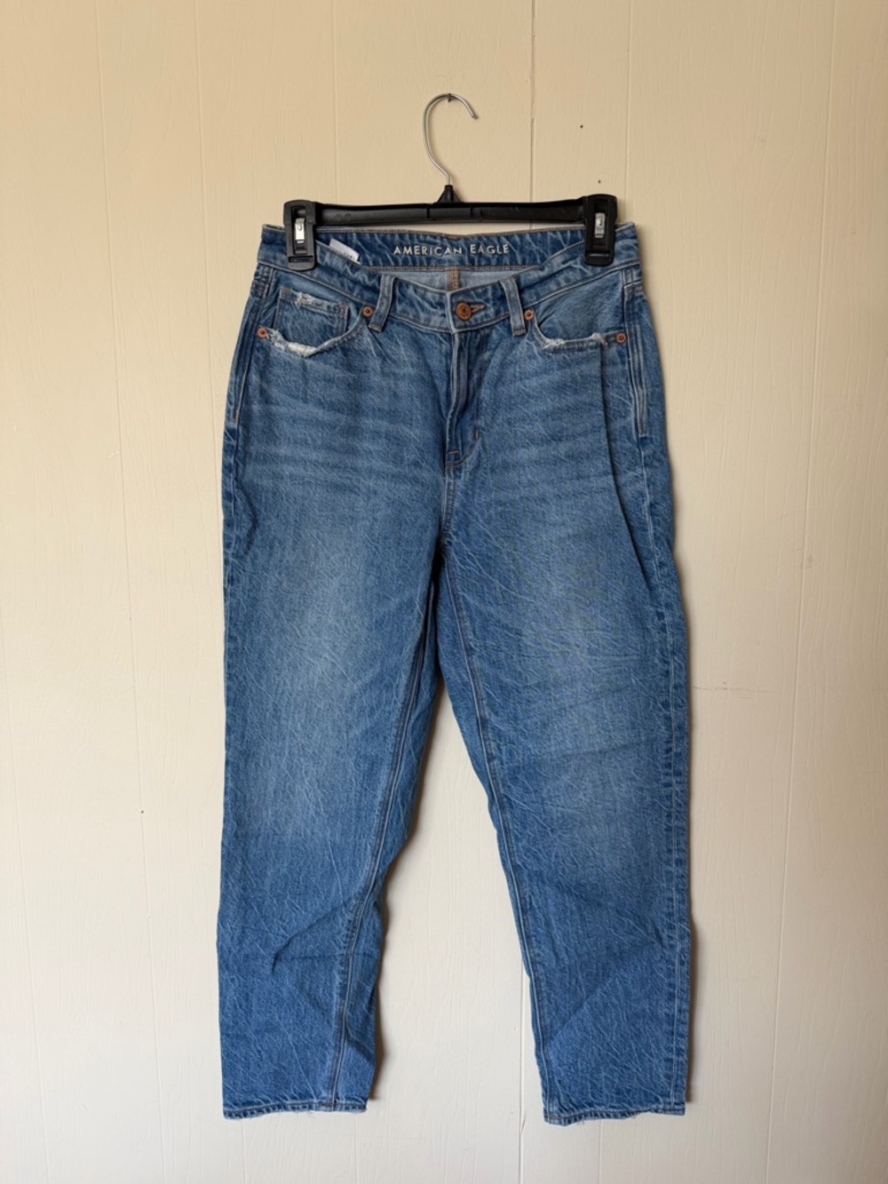 American Eagle Outfitters Women’s Light Blue Boyfriend Jeans